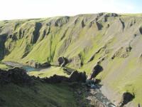 Blick in Schlucht am Fagrifoss