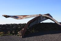 Brückenreste nach einer Vulkan-Flut