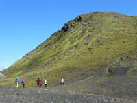 Hier wandern wir jetzt hinauf - Vulkan Laki