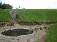 010 Warmwasserbrunnen