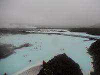 Nach dem dreieinhalbstündigen Flug nach Keflavik war unser erster Stopp die blaue Lagune.
