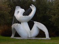 Die Skulpturen von Asmundur Sveinsson lassen durchaus Raum für Interpretationen.