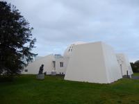 Nach seinem Tod wurde das Wohnhaus von Asmundur Sveinsson in das Skulpturenmuseum umgewandelt. Er entwarf übrigens auch das Haus selbst.