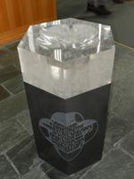 Der Taufstein der Hallgrimskirche.