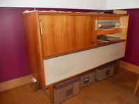 Auch moderne Gegenstände finden sich im Nationalmuseum von Island, wie dieses alte Grundig-Radio.