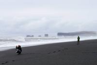 Schwarzer Strand an der Südküste