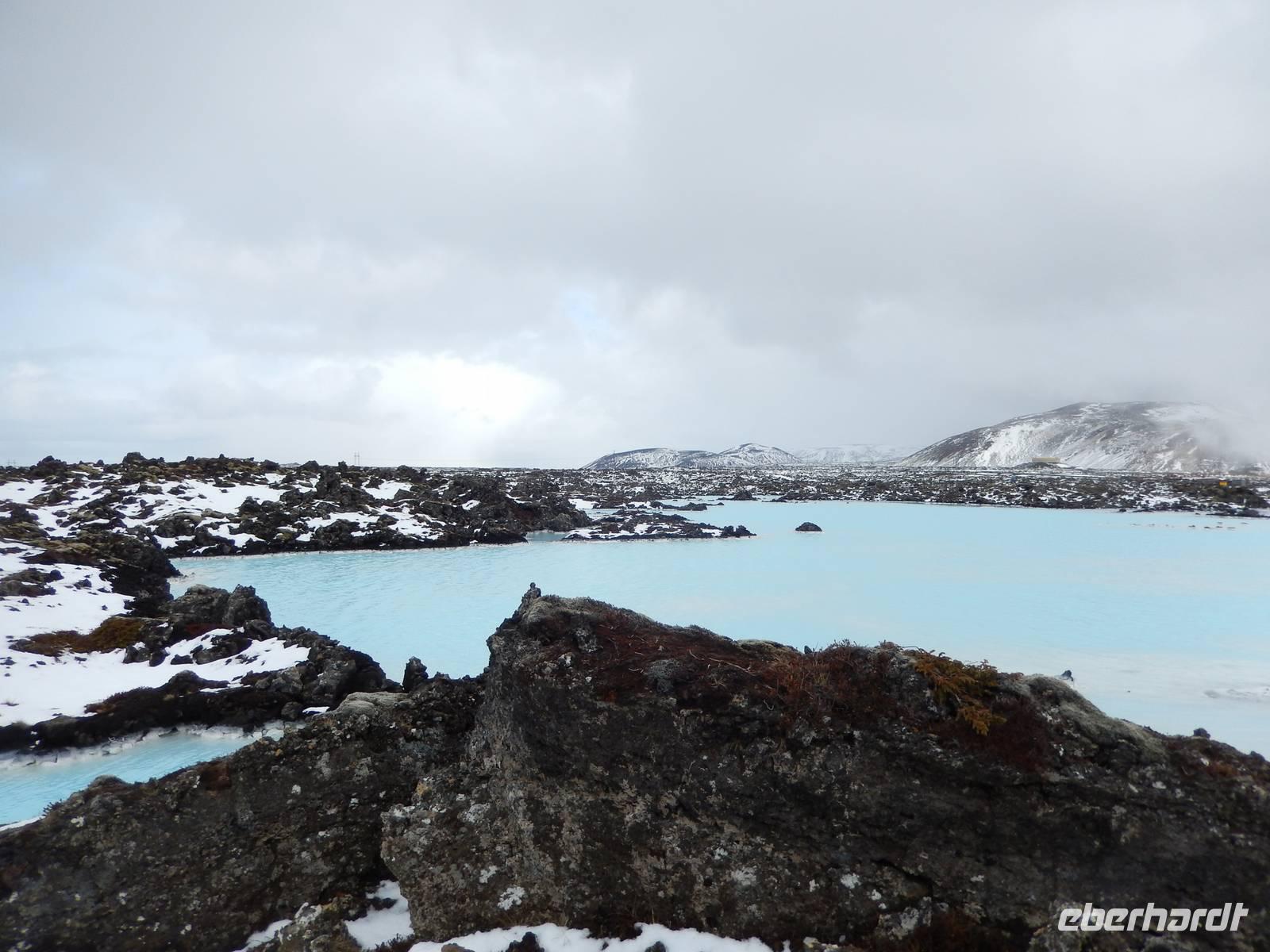 vor der Blauen Lagune
