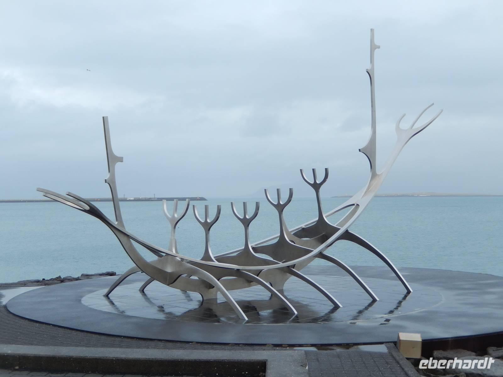 Sonnenfahrt-Skulptur