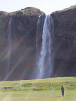 Der Wasserfall Seljalandsfoss