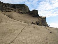 Strand mit Basaltsäulen