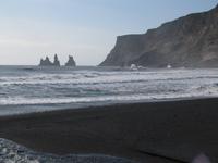 am Strand von Vik