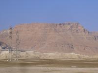 ... ein letzter Blick auf den Felsblock Masada ...