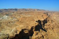 Beim Abstieg zum nördlichen Palast über 3 Etagen