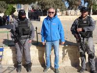 Jerusalem - auf dem Tempelberg , Reiseleiter unter Schutz