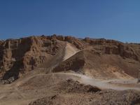 Masada National Park- Reste der von den Römern aufgeschütteten Rampe