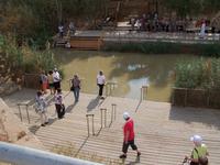 An der Taufstelle am Jordan-Grenzfluss