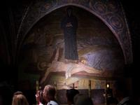 Jerusalem- in der Grabeskirche (Jesus wird an das Kreuz genagelt)