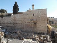 Blick zum Tempelberg nach Passieren der Jerusalemer Altstadtmauer 