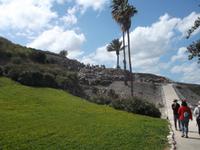 Weg zu den Ausgrabungen auf dem Megiddo-Hügel