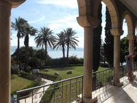 Kirche am Ort der Bergpredigt - Berg der Seligpreisungen