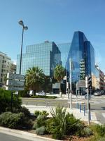 Auch Glaspaläste gibt es aber in Nizza.