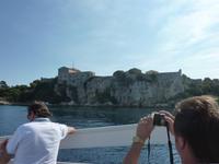 Hier ist es ebenso das dritte Fenster von links.