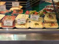 Wie ich schon sagte... Die Fußgängerzone eher typisch, aber die Preise sehr französisch. Auch wenn es italienische Küche gab.