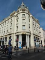 Dieses Gebäude hier fand ich besonders typisch für Cannes. Helle Fassade und soll den Eindruck erwecken, als wäre es schon alt.