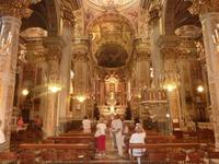 Hier nochmals der vordere Innenraum der Kirche. Wie sie unschwer erraten können, war es schwierig, hier aus dem Staunen wieder herauszukommen.