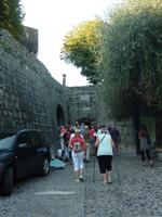 Damit Sie den Eingang nicht verpassen, haben wir ihn hier noch einmal etwas größer.