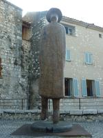 Eine weitere Skulptur. Leider war das Schild mit der Beschreibung abgebrochen worden.