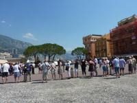 Schauspiel täglich 11 Uhr 55