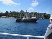 Alter Krappen-Fangschiff in Bucht Cannes