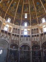 Baptiserium  Parma Innen