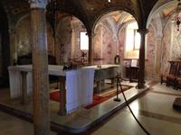 Dom Modena Innenraum