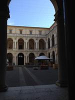 Innenhof des Palazzo Ducale
