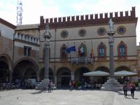 Piazza del Popolo mit Rathaus - Ravenna
