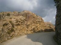 Durch diese hohle Gasse