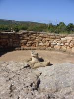 Tag 7 - 1 - Besichtigung der Nuraghe Palmavera (4)