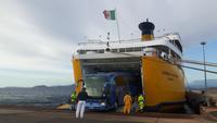 Ankunft auf der Insel Sardinien (Golfo Aranchi - unser Bus...)