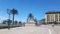 Ajaccio (Place de Gaulle - Statue von Napoleon und seinen vier Brüdern)