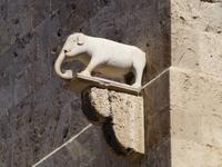 Cagliaria - Wahrzeichen Elefant am Torre S. Croce
