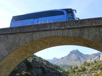 Niolo - Bergpanorama mit Bus