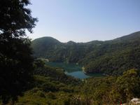 Blick auf den Alesani-Stausee in der Castagniccia