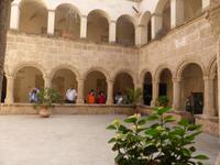 Alghero - Kreuzgang der Franziskuskirche