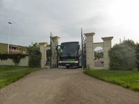 Einfahrt in Hotel Sighientu