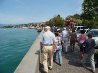 Auf dem Uferweg nach Sirmione.