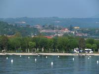 ... Blick zum Hotel