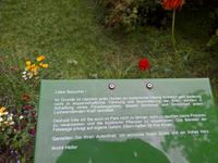 Ein Gruß von André Heller am Ende unseres Besuches in seinem Garten.