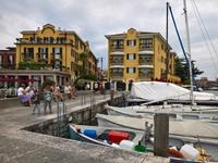 Sirmione am Gardasee   -    Hafenanlage.